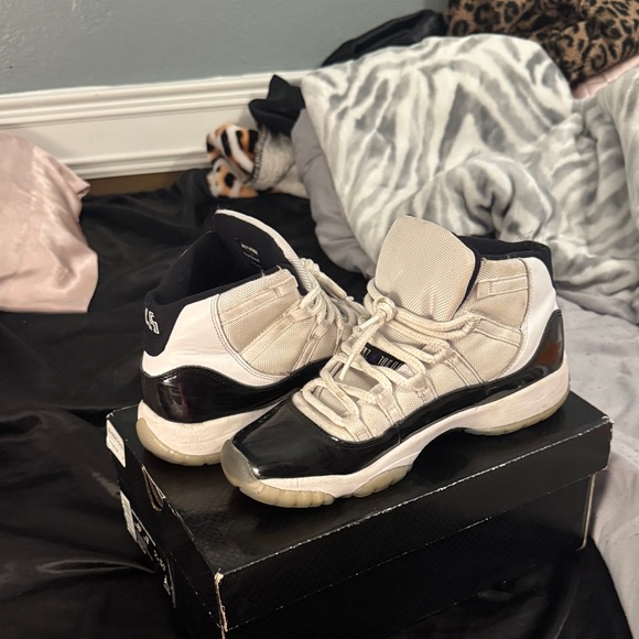 Jordan Kids Sneakers Black and White